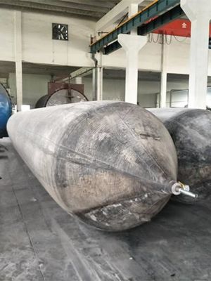هفت لایه هواپیمای لاستیکی پنوماتیک دریایی برای استخر پرتاب